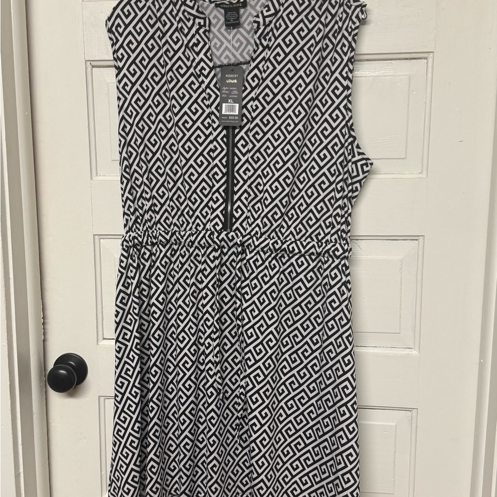 Robert Louis Black & White Geometric Midi Dress